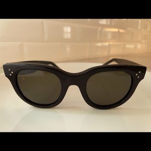 Gorgeous CELINE Baby Audrey sunglasses (cI41053/s)